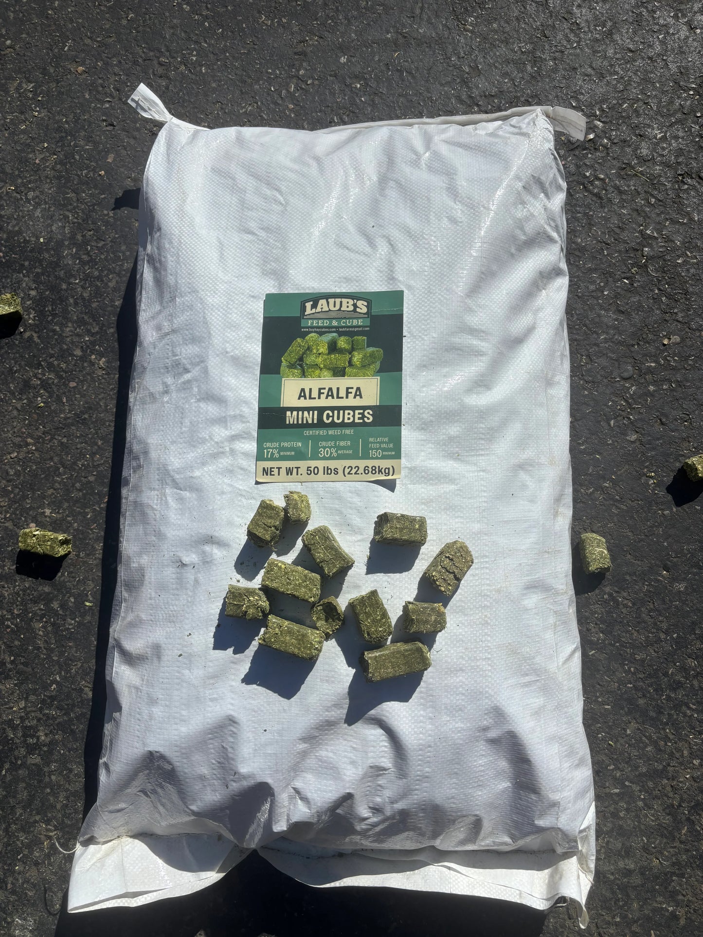 Laub's Mini Alfalfa Cubes- 50lbs